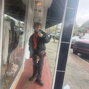 Meet your Posher, Sam